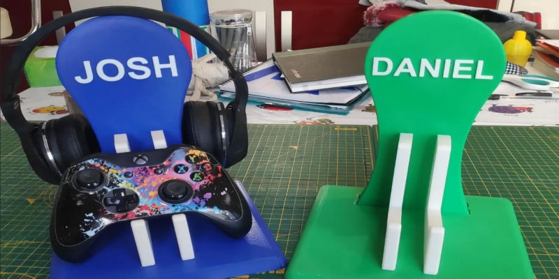 Headphone and Controller Stand for Gamers
